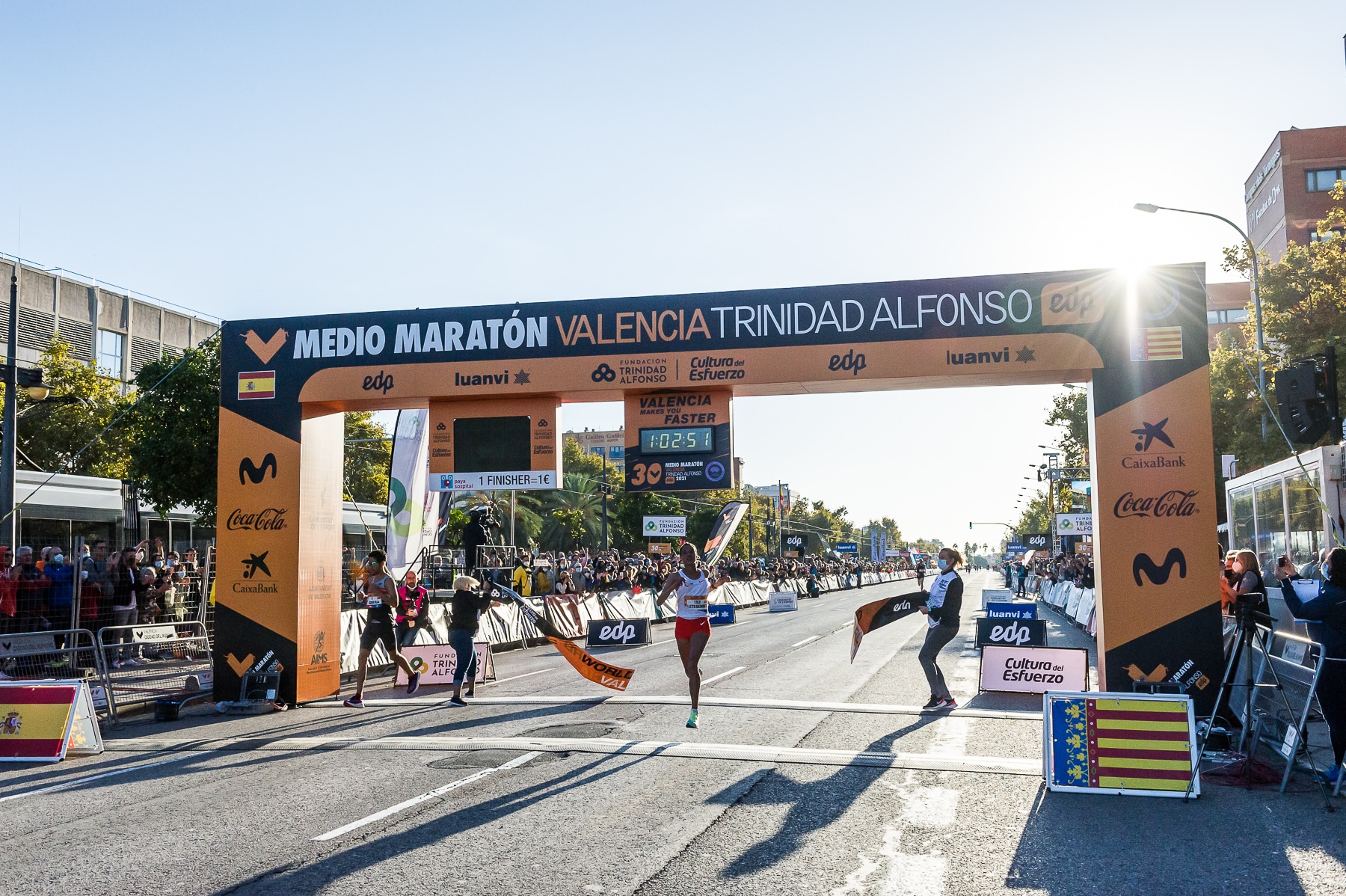 Valencia Half Marathon Trinidad Alfonso EDP